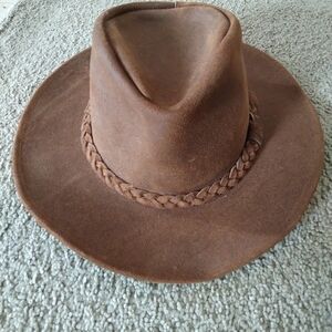 Minnetonka genuine leather hat